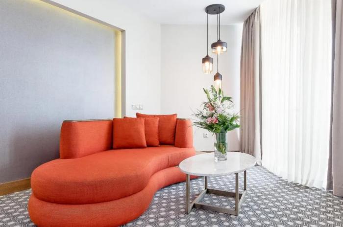 Salamis Bay Conti Resort Hotel & Casino Famagusta  Bilik gambar A suite at the hotel