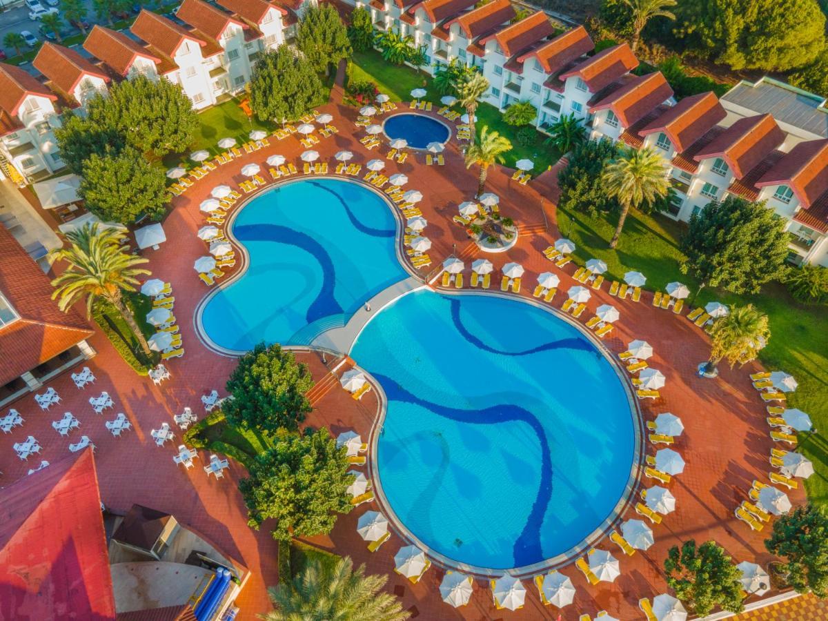 Salamis Bay Conti Resort Hotel & Casino Famagusta  Luaran gambar Aerial view of the resort
