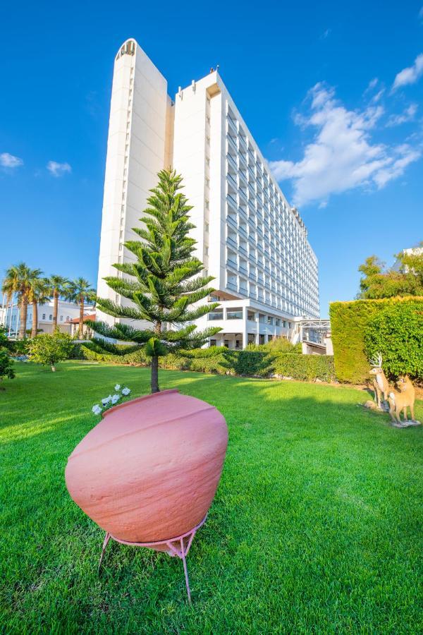 Salamis Bay Conti Resort Hotel & Casino Famagusta  Luaran gambar The hotel in 2016